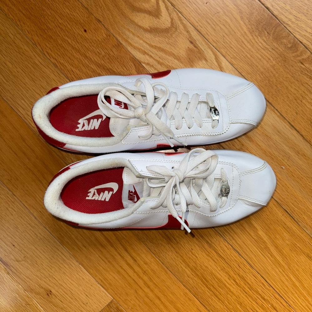 nike cortez, worn a few times